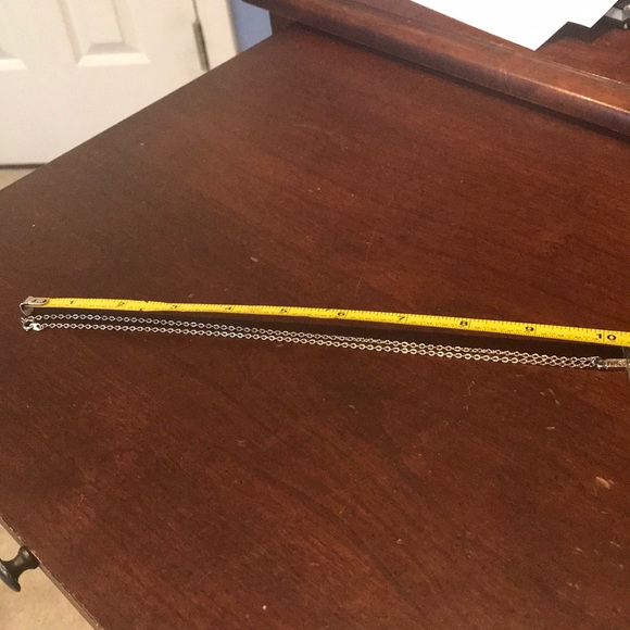 Vintage Lightweight Silvertone Gemstone Cross Necklace - Picture 5 of 7